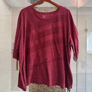 Catherines Red 3/4 Sleeve Relaxed tee